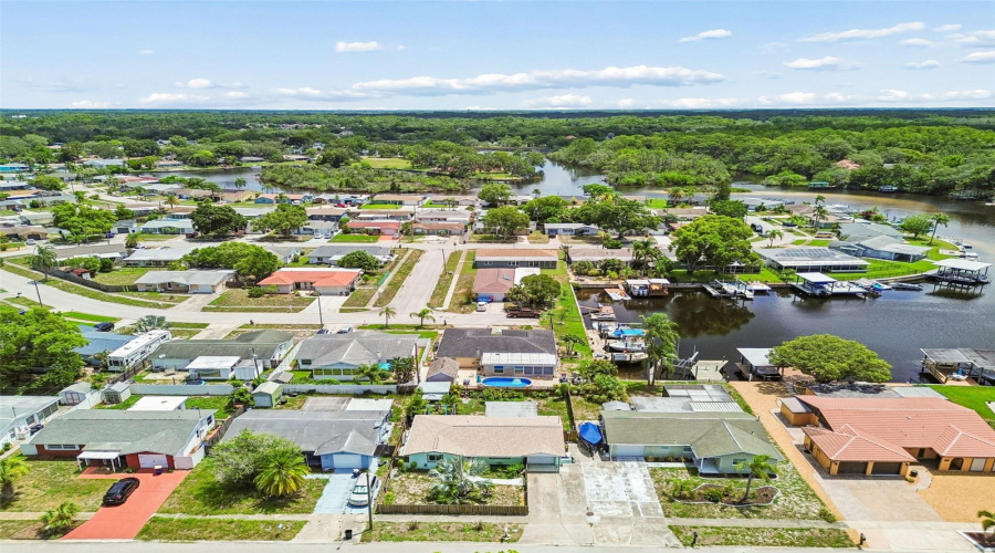 Holiday, Florida 34690, 2 Bedroom Bedrooms, ,1 Bathroombathrooms,Residential,For Sale,Tamarac,0,Mfrtb8527609