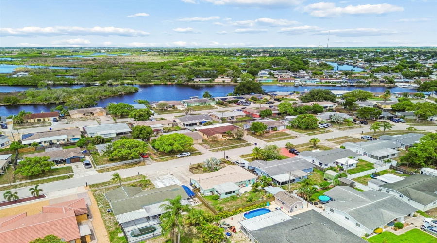 Holiday, Florida 34690, 2 Bedroom Bedrooms, ,1 Bathroombathrooms,Residential,For Sale,Tamarac,0,Mfrtb8527609