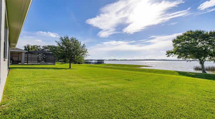 Auburndale, Florida 33823, 5 Bedroom Bedrooms, ,3 Bathroombathrooms,Residential,For Sale,Lake View,0,Mfrs5155411