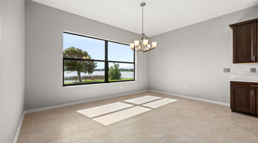 Auburndale, Florida 33823, 5 Bedroom Bedrooms, ,3 Bathroombathrooms,Residential,For Sale,Lake View,0,Mfrs5155411