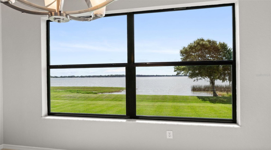 Auburndale, Florida 33823, 5 Bedroom Bedrooms, ,3 Bathroombathrooms,Residential,For Sale,Lake View,0,Mfrs5155411