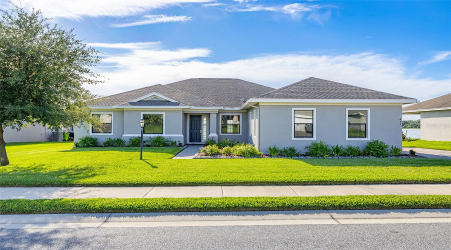 Auburndale, Florida 33823, 5 Bedroom Bedrooms, ,3 Bathroombathrooms,Residential,For Sale,Lake View,0,Mfrs5155411