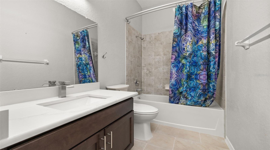 Auburndale, Florida 33823, 5 Bedroom Bedrooms, ,3 Bathroombathrooms,Residential,For Sale,Lake View,0,Mfrs5155411