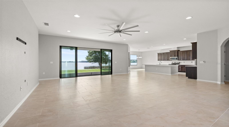 Auburndale, Florida 33823, 5 Bedroom Bedrooms, ,3 Bathroombathrooms,Residential,For Sale,Lake View,0,Mfrs5155411