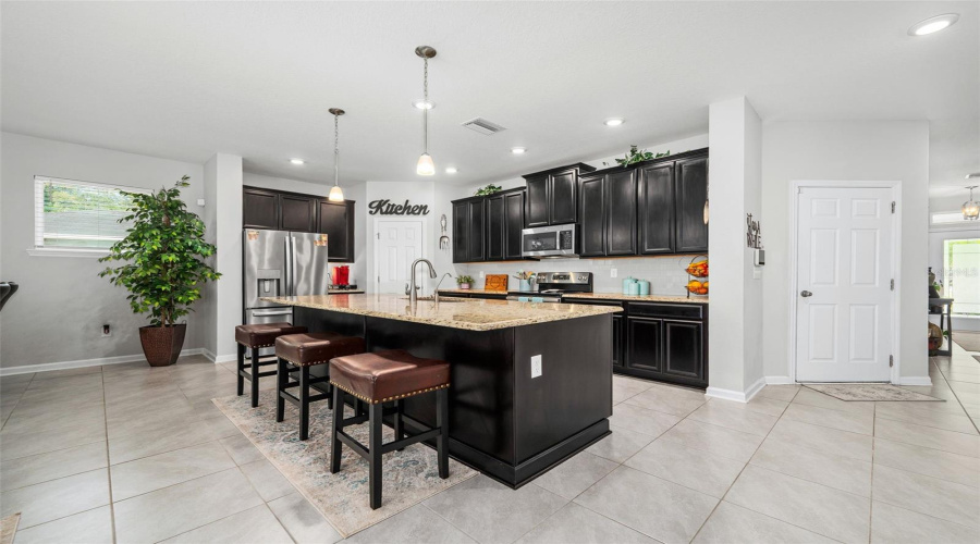 Jacksonville, Florida 32218, 3 Bedroom Bedrooms, ,2 Bathroombathrooms,Residential,For Sale,Bridgehampton,0,Mfrgc539682