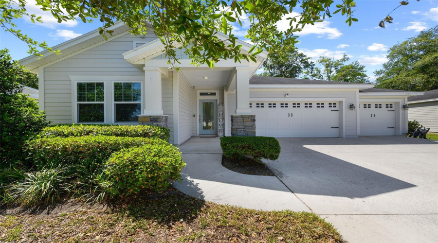 Jacksonville, Florida 32218, 3 Bedroom Bedrooms, ,2 Bathroombathrooms,Residential,For Sale,Bridgehampton,0,Mfrgc539682