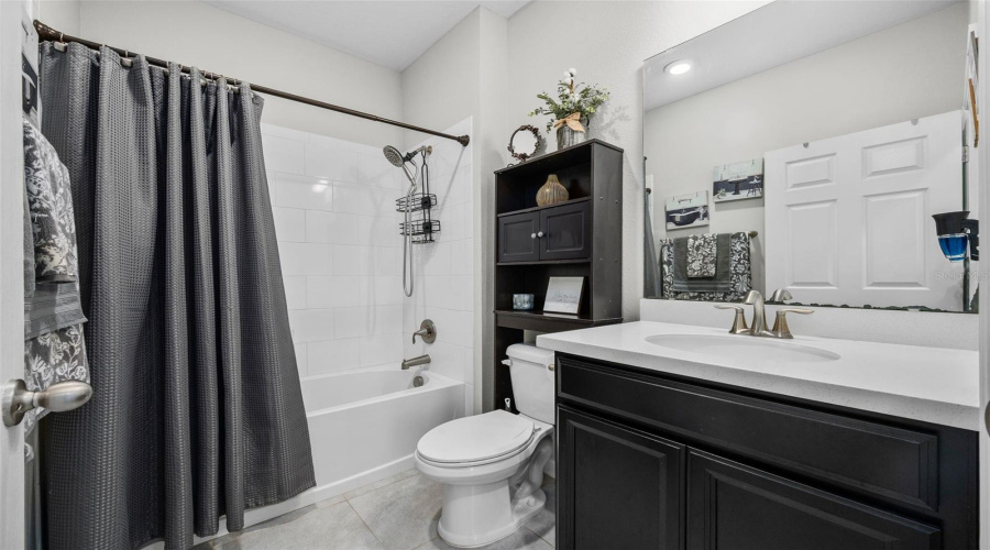 Jacksonville, Florida 32218, 3 Bedroom Bedrooms, ,2 Bathroombathrooms,Residential,For Sale,Bridgehampton,0,Mfrgc539682