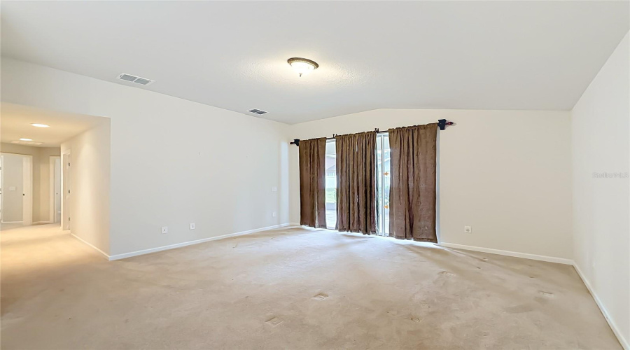 Ocala, Florida 34474, 4 Bedroom Bedrooms, ,2 Bathroombathrooms,Residential,For Sale,40Th,0,Mfro6428077