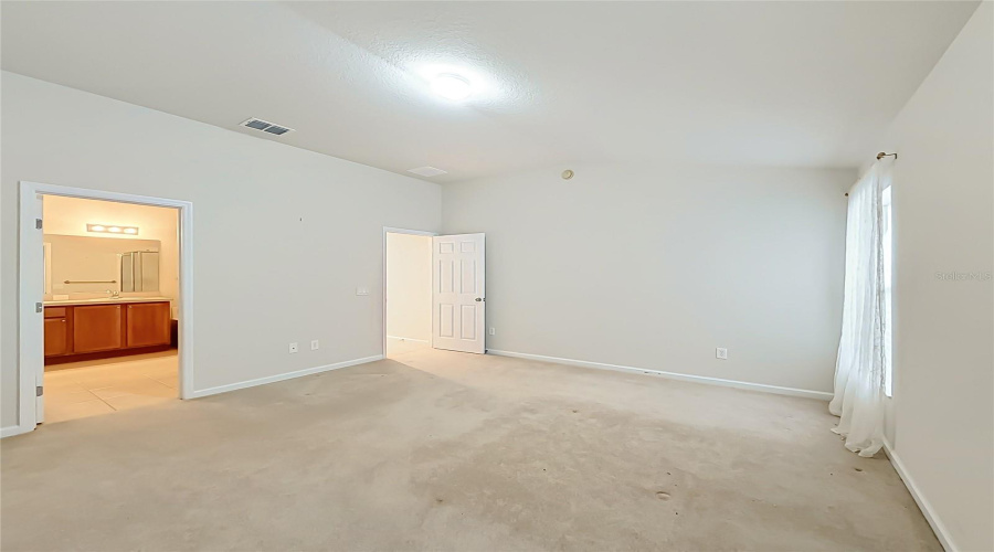 Ocala, Florida 34474, 4 Bedroom Bedrooms, ,2 Bathroombathrooms,Residential,For Sale,40Th,0,Mfro6428077