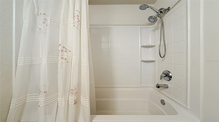 Ocala, Florida 34474, 4 Bedroom Bedrooms, ,2 Bathroombathrooms,Residential,For Sale,40Th,0,Mfro6428077