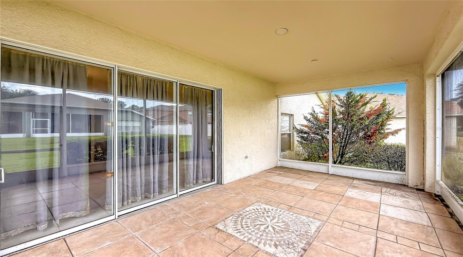 Ocala, Florida 34474, 4 Bedroom Bedrooms, ,2 Bathroombathrooms,Residential,For Sale,40Th,0,Mfro6428077