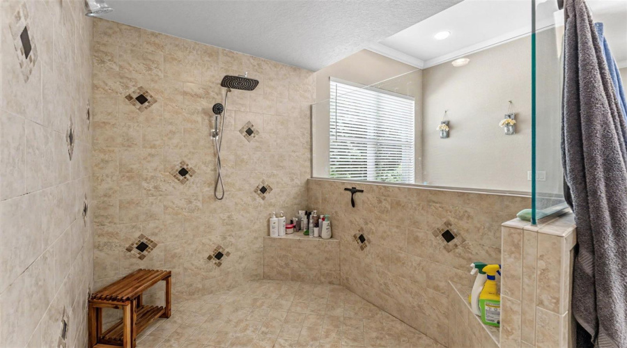 Lakeland, Florida 33812, 4 Bedroom Bedrooms, ,3 Bathroombathrooms,Residential,For Sale,Verandah Vue,0,Mfrl4964509