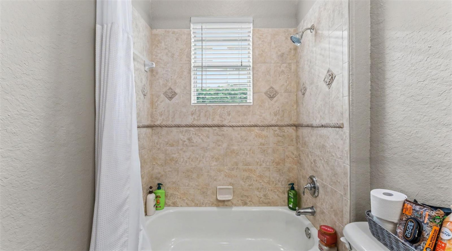 Lakeland, Florida 33812, 4 Bedroom Bedrooms, ,3 Bathroombathrooms,Residential,For Sale,Verandah Vue,0,Mfrl4964509