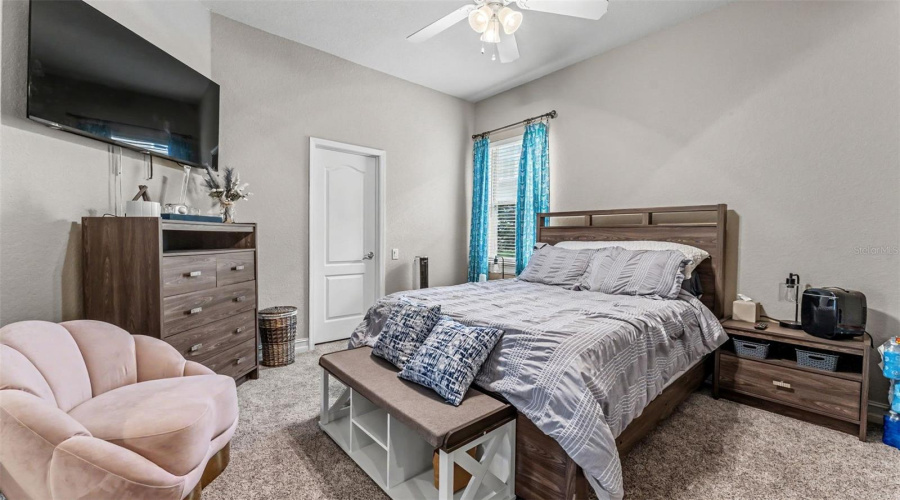 Lakeland, Florida 33812, 4 Bedroom Bedrooms, ,3 Bathroombathrooms,Residential,For Sale,Verandah Vue,0,Mfrl4964509