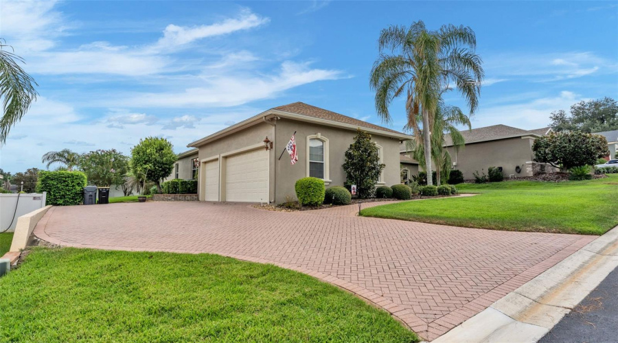 Lakeland, Florida 33812, 4 Bedroom Bedrooms, ,3 Bathroombathrooms,Residential,For Sale,Verandah Vue,0,Mfrl4964509