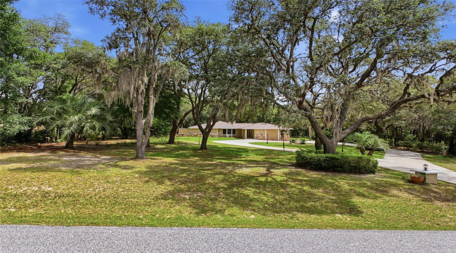 Hernando, Florida 34442, 3 Bedroom Bedrooms, ,2 Bathroombathrooms,Residential,For Sale,Massachusetts,0,Mfrw7886501