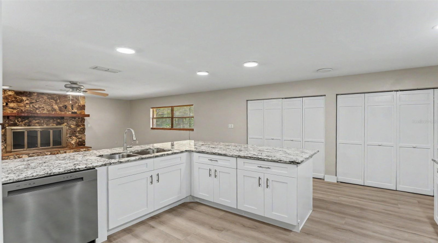 Hernando, Florida 34442, 3 Bedroom Bedrooms, ,2 Bathroombathrooms,Residential,For Sale,Massachusetts,0,Mfrw7886501