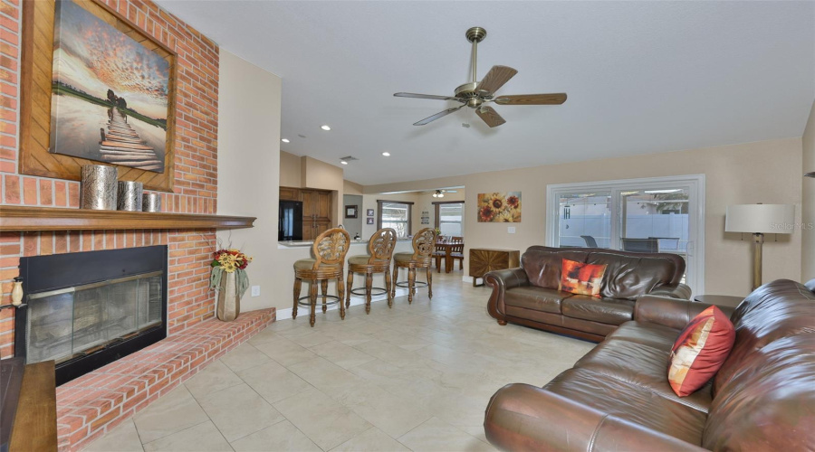 Seminole, Florida 33776, 3 Bedroom Bedrooms, ,2 Bathroombathrooms,Residential,For Sale,133Rd,0,Mfrtb8477708