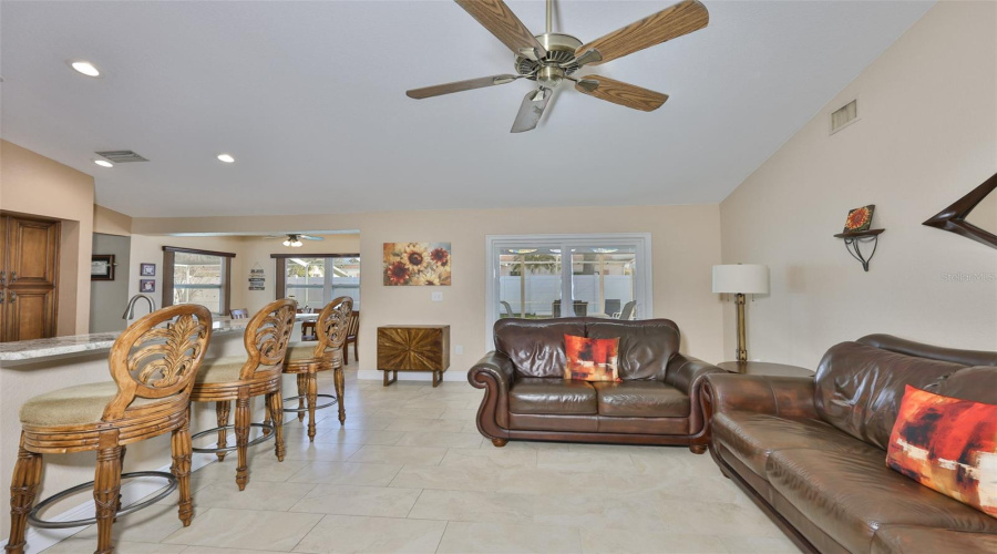 Seminole, Florida 33776, 3 Bedroom Bedrooms, ,2 Bathroombathrooms,Residential,For Sale,133Rd,0,Mfrtb8477708