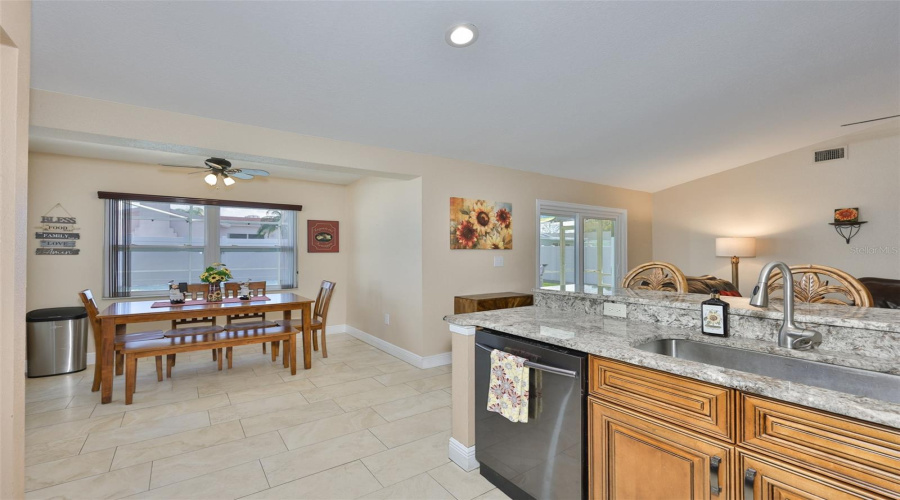 Seminole, Florida 33776, 3 Bedroom Bedrooms, ,2 Bathroombathrooms,Residential,For Sale,133Rd,0,Mfrtb8477708