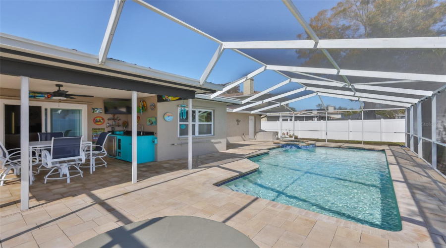Seminole, Florida 33776, 3 Bedroom Bedrooms, ,2 Bathroombathrooms,Residential,For Sale,133Rd,0,Mfrtb8477708