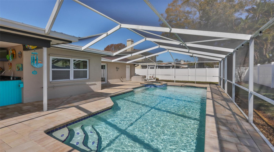 Seminole, Florida 33776, 3 Bedroom Bedrooms, ,2 Bathroombathrooms,Residential,For Sale,133Rd,0,Mfrtb8477708