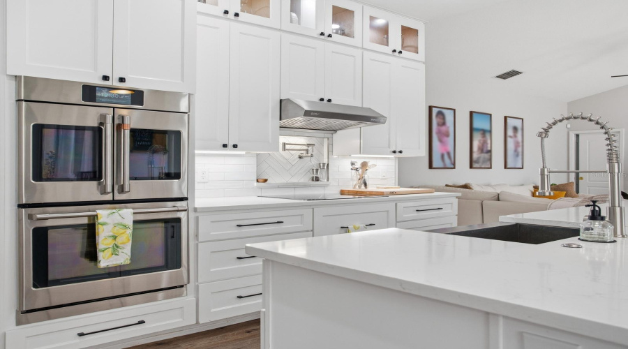 Tampa, Florida 33625, 4 Bedroom Bedrooms, ,3 Bathroombathrooms,Residential,For Sale,Nikki,0,Mfrtb8532240
