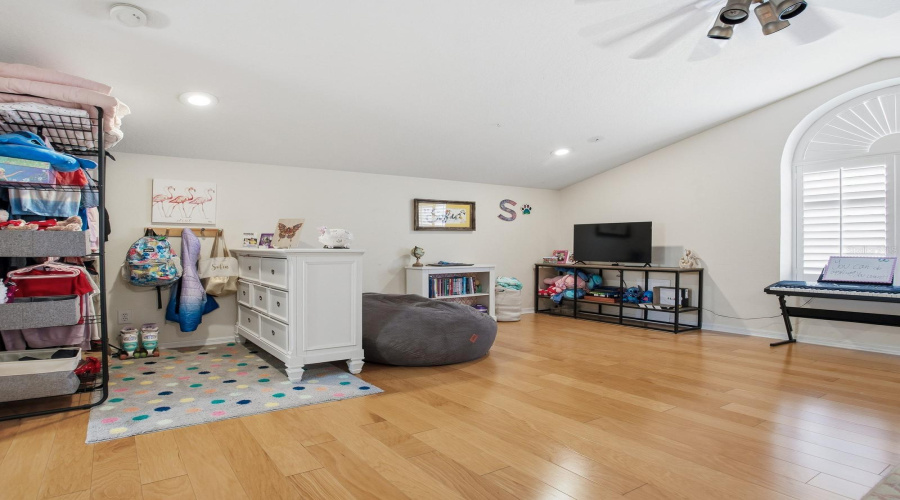 Tampa, Florida 33625, 4 Bedroom Bedrooms, ,3 Bathroombathrooms,Residential,For Sale,Nikki,0,Mfrtb8532240