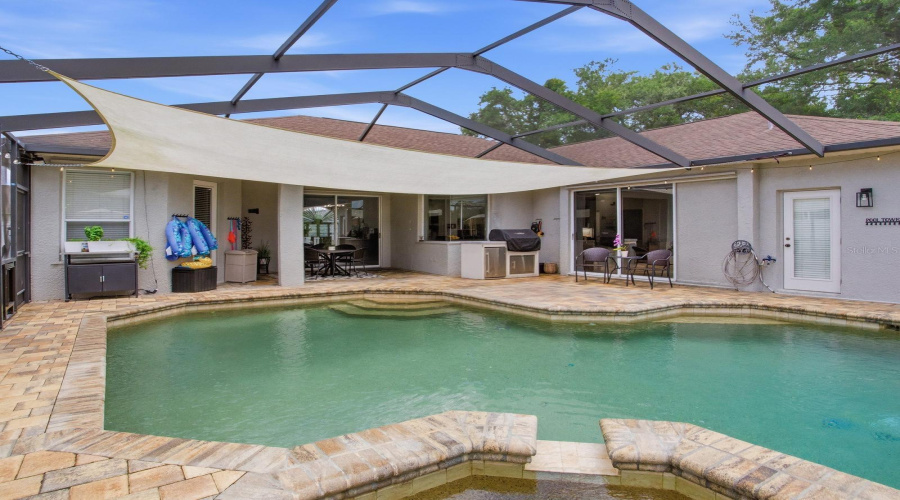 Tampa, Florida 33625, 4 Bedroom Bedrooms, ,3 Bathroombathrooms,Residential,For Sale,Nikki,0,Mfrtb8532240
