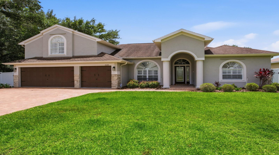 Tampa, Florida 33625, 4 Bedroom Bedrooms, ,3 Bathroombathrooms,Residential,For Sale,Nikki,0,Mfrtb8532240