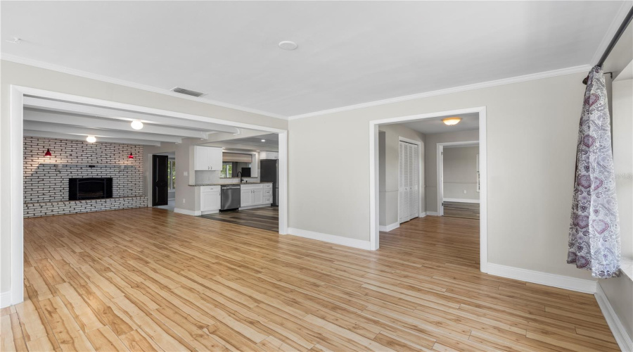 Seminole, Florida 33776, 4 Bedroom Bedrooms, ,2 Bathroombathrooms,Residential,For Sale,101St,0,Mfrtb8536097
