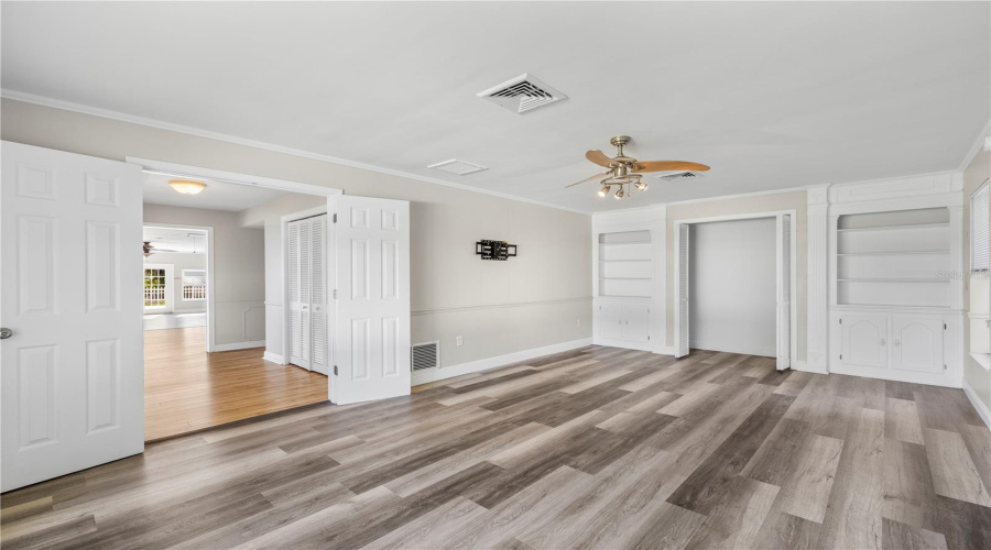 Seminole, Florida 33776, 4 Bedroom Bedrooms, ,2 Bathroombathrooms,Residential,For Sale,101St,0,Mfrtb8536097