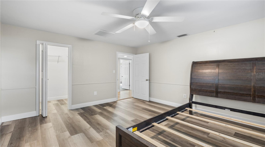 Seminole, Florida 33776, 4 Bedroom Bedrooms, ,2 Bathroombathrooms,Residential,For Sale,101St,0,Mfrtb8536097
