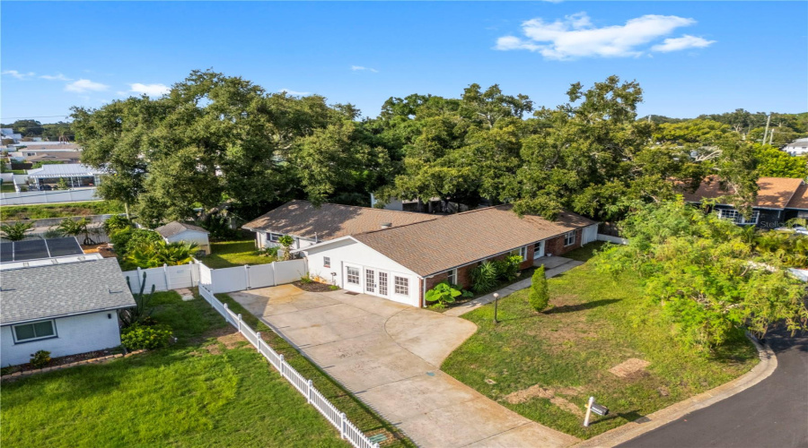 Seminole, Florida 33776, 4 Bedroom Bedrooms, ,2 Bathroombathrooms,Residential,For Sale,101St,0,Mfrtb8536097