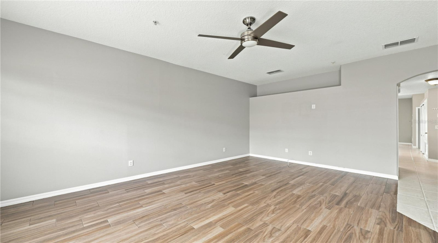Altamonte Springs, Florida 32714, 2 Bedroom Bedrooms, ,2 Bathroombathrooms,Residential,For Sale,Sandy Neck,0,Mfro6434140