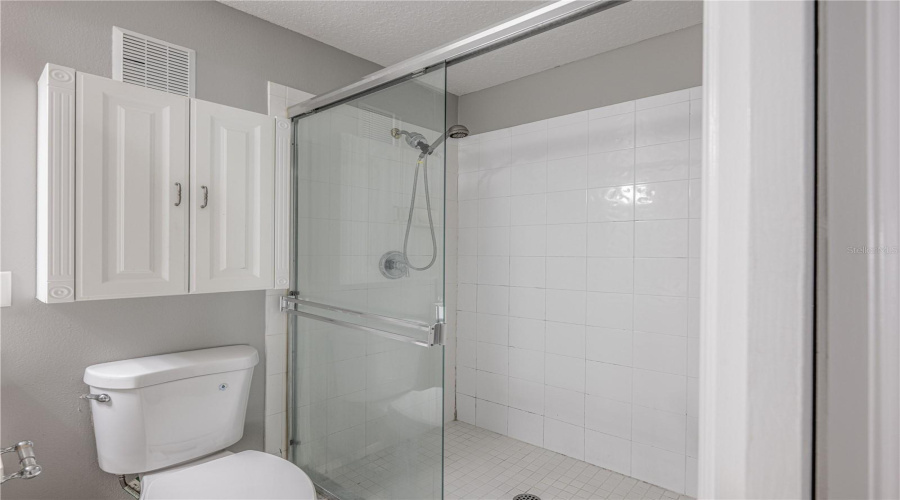 Altamonte Springs, Florida 32714, 2 Bedroom Bedrooms, ,2 Bathroombathrooms,Residential,For Sale,Sandy Neck,0,Mfro6434140