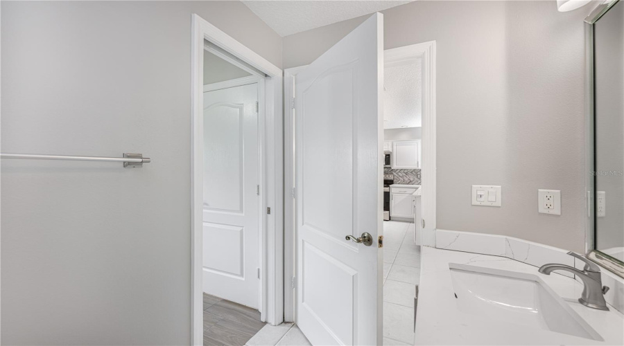 Altamonte Springs, Florida 32714, 2 Bedroom Bedrooms, ,2 Bathroombathrooms,Residential,For Sale,Sandy Neck,0,Mfro6434140