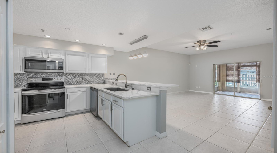 Altamonte Springs, Florida 32714, 2 Bedroom Bedrooms, ,2 Bathroombathrooms,Residential,For Sale,Sandy Neck,0,Mfro6434140