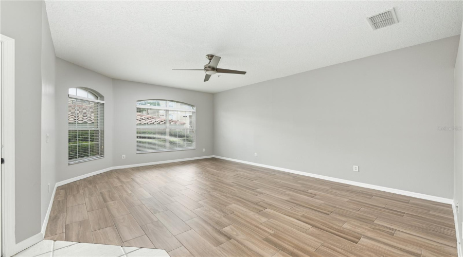 Altamonte Springs, Florida 32714, 2 Bedroom Bedrooms, ,2 Bathroombathrooms,Residential,For Sale,Sandy Neck,0,Mfro6434140