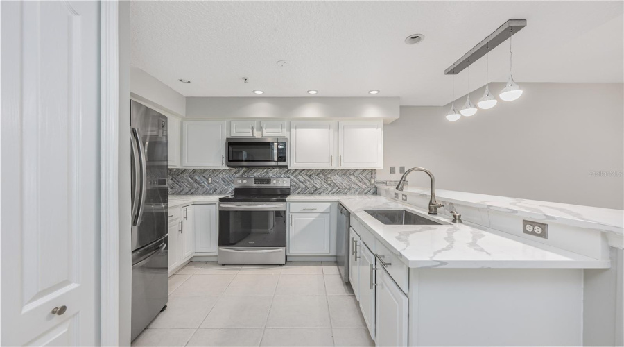 Altamonte Springs, Florida 32714, 2 Bedroom Bedrooms, ,2 Bathroombathrooms,Residential,For Sale,Sandy Neck,0,Mfro6434140