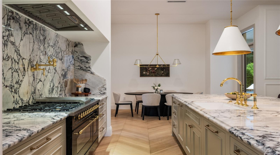 Winter Park, Florida 32789, 5 Bedroom Bedrooms, ,5 Bathroombathrooms,Residential,For Sale,Granville,0,Mfro6422951