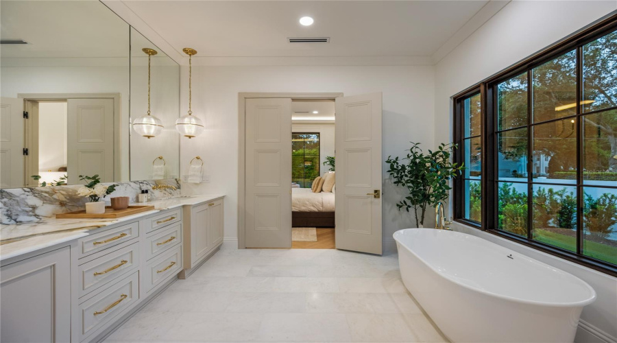 Winter Park, Florida 32789, 5 Bedroom Bedrooms, ,5 Bathroombathrooms,Residential,For Sale,Granville,0,Mfro6422951