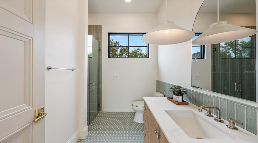 Winter Park, Florida 32789, 5 Bedroom Bedrooms, ,5 Bathroombathrooms,Residential,For Sale,Granville,0,Mfro6422951
