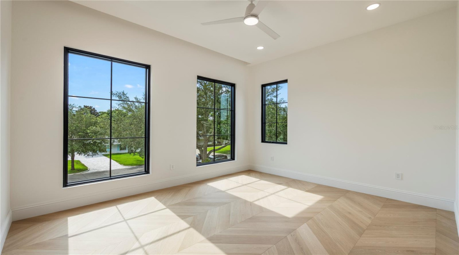 Winter Park, Florida 32789, 5 Bedroom Bedrooms, ,5 Bathroombathrooms,Residential,For Sale,Granville,0,Mfro6422951