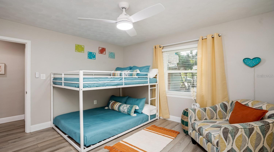 Bradenton, Florida 34205, 2 Bedroom Bedrooms, ,2 Bathroombathrooms,Residential,For Sale,26Th,0,Mfra4703957