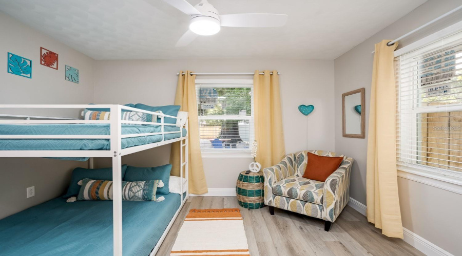 Bradenton, Florida 34205, 2 Bedroom Bedrooms, ,2 Bathroombathrooms,Residential,For Sale,26Th,0,Mfra4703957