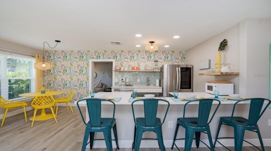 Bradenton, Florida 34205, 2 Bedroom Bedrooms, ,2 Bathroombathrooms,Residential,For Sale,26Th,0,Mfra4703957