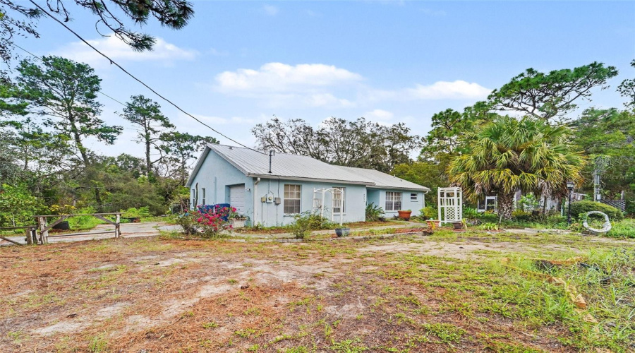 Spring Hill, Florida 34606, 2 Bedroom Bedrooms, ,2 Bathroombathrooms,Residential,For Sale,Centerwood,0,Mfrtb8541755