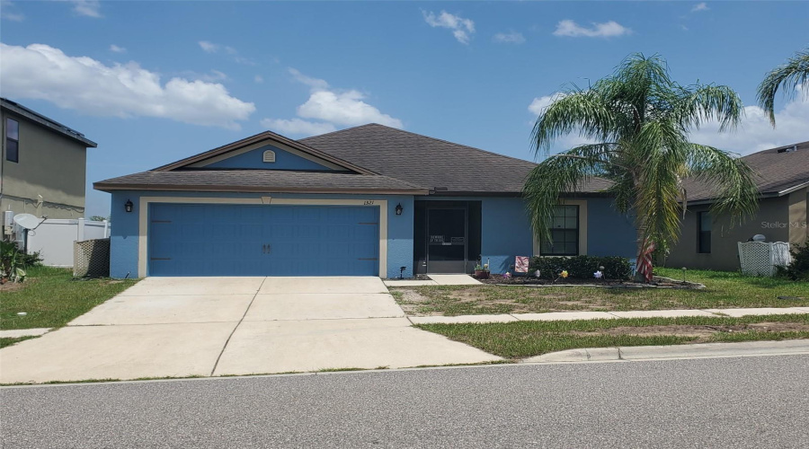 Haines City, Florida 33844, 3 Bedroom Bedrooms, ,2 Bathroombathrooms,Residential,For Sale,Woodlark,0,Mfrs5154284