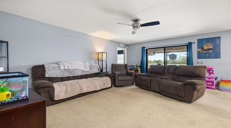 Haines City, Florida 33844, 3 Bedroom Bedrooms, ,2 Bathroombathrooms,Residential,For Sale,Woodlark,0,Mfrs5154284